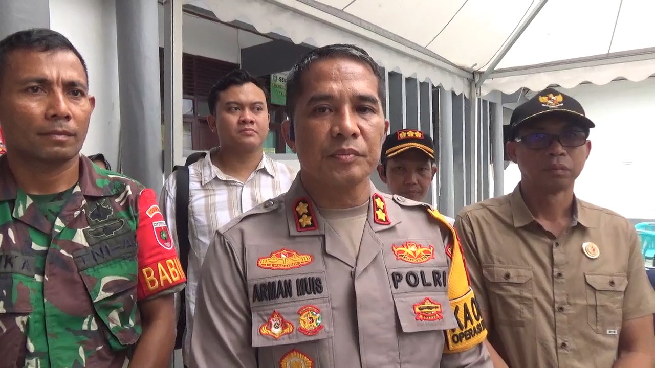 Kapolres Parepare, AKBP. Arman Muis saat diwawancarai oleh awak media