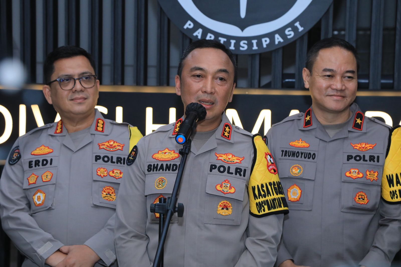 Mabes Polri beserta jajaran Polda dan Polres telah memetakan potensi kerawanan kamtibmas dan geografis dalam pelaksanaan Operasi Mantap Brata 2024 guna mengamankan Pemilu 2024.