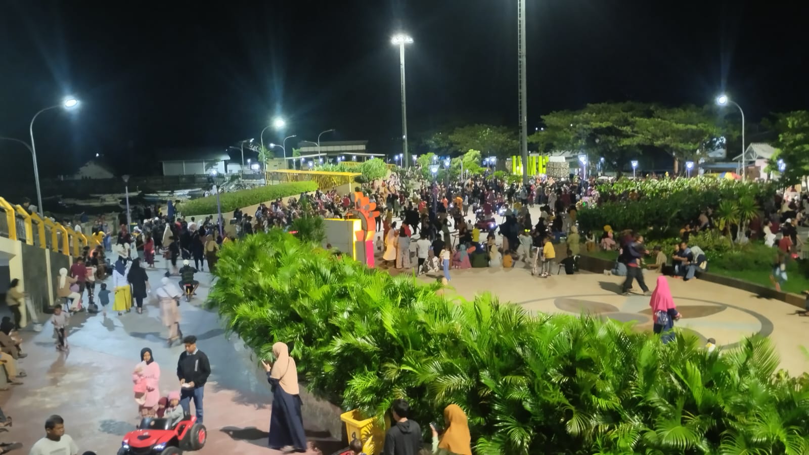 Suasana Anjungan Cempae kota Parepare hasil pembangunan selama pemerintahan walikota Taufan Pawe