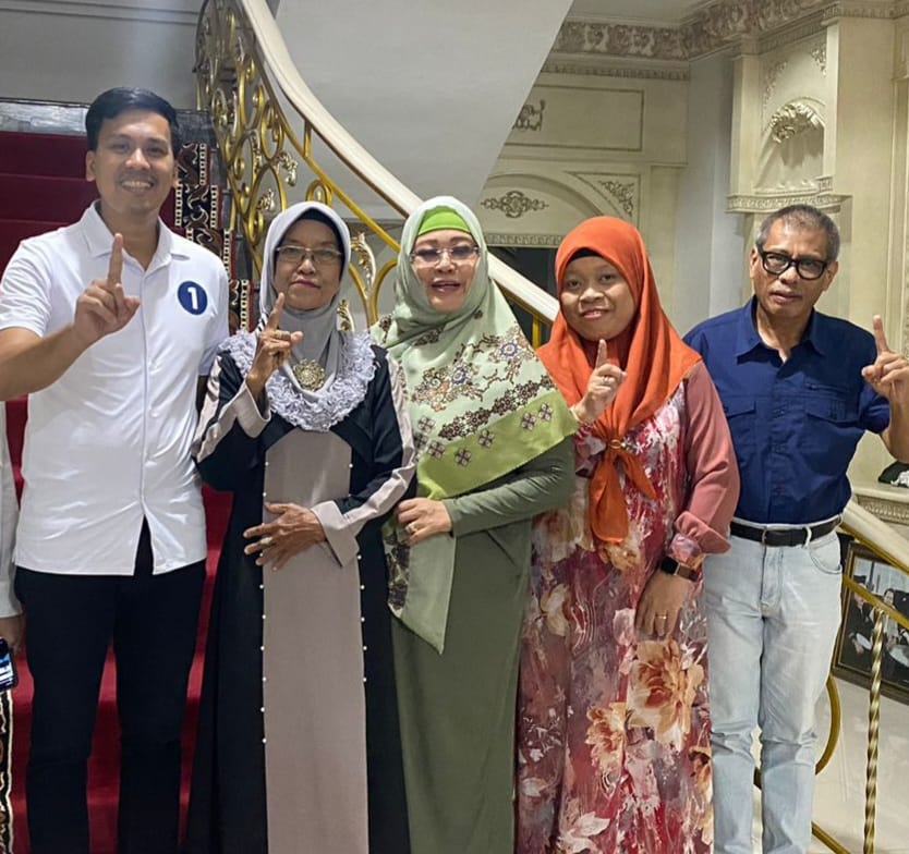 Dukungan penuh diberikan oleh keluarga besar almarhum ulama kharismatik Sulawesi Selatan, Anre Gurutta K.H. Abduh Pabbaja, kepada pasangan calon Andi Nurhaldin NH (ANH) dan Taqyudin Djabbar (TQ).