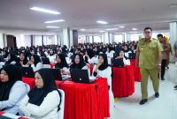 - Penjabat Wali Kota Parepare, Abdul Hayat Gani, menghadiri langsung pelaksanaan Seleksi Kompetensi bagi para Calon Pegawai Pemerintah dengan Perjanjian Kerja (CPPPK) Kota Parepare, Sulawesi selatan yang digelar pada 3 - 4 Desember 2024,di Gedung Phinisi UNM Kota Makassar.