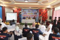 Kapolres Parepare, Sulawesi selatan, AKBP Arman Muis, memberikan sambutan saat menghadiri kegiatan Orientasi Kewartawanan, Keorganisasian, dan Musyawarah Kerja yang diselenggarakan oleh Pengurus Daerah PWI Kota Parepare, Sulsel. 
