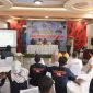 Kapolres Parepare, Sulawesi selatan, AKBP Arman Muis, memberikan sambutan saat menghadiri kegiatan Orientasi Kewartawanan, Keorganisasian, dan Musyawarah Kerja yang diselenggarakan oleh Pengurus Daerah PWI Kota Parepare, Sulsel. 