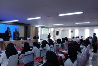 Anggota Komisi II Dewan Perwakilan Rakyat Republik Indonesia (DPR RI), Taufan Pawe, saat memonitoring dan evaluasi pelaksanaan Tes Calon Pegawai Pemerintah dengan Perjanjian Kerja (CPPPK) yang dilaksanakan di BKN I Makassar, Sulawesi selatan, Gedung Phinisi Universitas Negeri Makassar (UNM), Kota Makassar, 