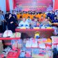 Kepala Kepolisian Daerah (Kapolda) Sulawesi Selatan, Irjen Pol. Yudhiawan, memimpin langsung Press Release terkait pengungkapan kasus pembuatan dan peredaran uang palsu yang terjadi di Kabupaten Gowa. Kegiatan tersebut digelar di Mapolres Gowa pada Kamis,19 Desember 2024