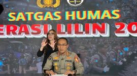 Kombes Pol Syamsu Ridwan, selaku Juru Bicara Operasi Lilin 2024, menyampaikan laporan terkini terkait situasi lalu lintas dan keamanan selama pelaksanaan operasi untuk mengamankan Natal dan Tahun Baru.