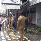 Rombongan komisi III DPRD Parepare, yang dipimpin langsung ketua komisi III Amran Hamdani, Bersama dengan aparat kecamatan, kelurahan, Dinas Perdagangan, Badan asset daerah dan Satuan Kerja Perangkat Daerah (SKPD) terkait lainnya, meninjau eks swalayan Cahaya Ujung