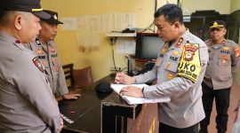 Kepala Kepolisian Daerah Sulawesi Selatan (Kapolda Sulsel), Irjen Pol Yudhiawan, mengunjungi dua Polsek di wilayah Polres Takalar yakni Polsek Galesong Selatan dan Polsek Galesong Utara.