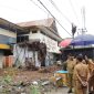 Penjabat (Pj) Wali Kota Parepare, Abdul Hayat Ghani turun langsung melihat kondisi bangunan eks swalayan Cahaya Ujung (CU) lama yang berlokasi di Jalan Bau Massepe, Kelurahan Labukkang, Kecamatan Ujung, kota Parepare, Sulawesi selatan (Sulsel). 