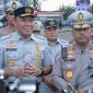Kakorlantas POLRI Irjen Pol. Drs. Agus Suryonugroho, dan Direktur Utama Jasa Raharja Rivan A. Purwanto, saat memberikan ketarangan persnya usai melakukan kegiata survei wilayah jelang persiapan operasi ketupat 2025
