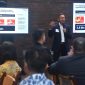 Telkomsel DigiAds Roundtable di Jakarta (23/1) bersama CMO sejumlah sektor industri, VP Digital Advertising, Wholesale, dan Interconnect Telkomsel, Arief Pradetya, memaparkan pola perilaku konsumen selama Ramadan untuk mendukung pemasaran yang lebih cerdas dan efektif.