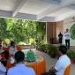 Sekretaris Daerah kota Parepare, Sulsel, Muhammad Husni Syam, memberikan sambutan dalam kegiatan penyerahan bantuan 1 unit Kendaraan Operasional Pengangkutan Sampah dari PT Barito Wind Energy, anak perusahaan PT Barito Renewables Energy Tbk