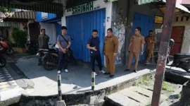 Wakil Wali Kota Parepare Hermanto meninjau salah satu titik yang berpotensi banjir