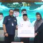 Pimpinan Cabang BRI Parepare menyerahkan bantuan satu unit ambulans kepada Pemerintah kota Parepare dan diserahkan kepada Direktur RSUD Andi Makkasau kota Parepare