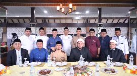 Wali Kota Parepare, Tasming Hamid, menyambut langsung kedatangan rombongan ulama dari Al Azhar Kairo Mesir dalam suasana penuh kekeluargaan.
