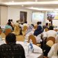 Wali Kota Parepare, Sulawesi selatan (Sulsel) Tasming Hamid (TSM), menghadiri Rapat Koordinasi (Rakor) Pemerintah Kota Parepare dengan Kementerian Pekerjaan Umum (PU) di Makassar