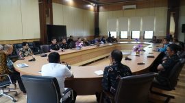 Wali Kota Parepare, Sulawesi selatan (Sulsel) Tasming Hamid, menerima audiensi dari perwakilan unit kerja vertikal Kementerian Keuangan yang beroperasi di Kota Parepare, di Kantor Wali Kota Parepare, Sulsel