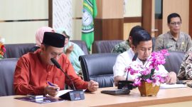 Wali Kota Parepare, Sulawesi selatan (Sulsel) Tasming Hamid, memimpin rapat bersama jajaran Satuan Kerja Perangkat Daerah (SKPD) di lingkungan Pemerintah Kota Parepare, Sulsel didamingi wakilnya