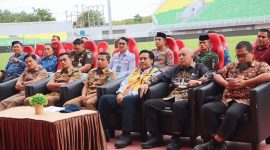 Suasana saat Wali Kota Parepare, Tasming Hamid, menghadiri peresmian Stadion Gelora BJ Habibie (GBH) yang dilakukan secara virtual, Senin, 17 Maret 2025.