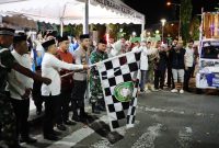 Wali Kota Parepare, Sulawesi selatan (Sulsel) Tasming Hamid, secara resmi melepas Lomba Takbir Keliling di Lapangan Andi Makassau, kota Parepare, Sulsel