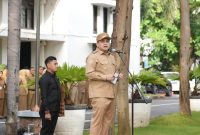 Wali Kota Makassar, Sulawesi selatan, Munafri Arifuddin menjadi Pembina Apel pagi, dalam rangka memperingati Hari Kartini Tahun 2025. Di Kantor, Balai Kota Makassar, Senin, 21 April 2025.