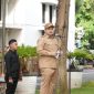 Wali Kota Makassar, Sulawesi selatan, Munafri Arifuddin menjadi Pembina Apel pagi, dalam rangka memperingati Hari Kartini Tahun 2025. Di Kantor, Balai Kota Makassar, Senin, 21 April 2025.