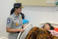 Salah satu korban kecelekaan di rawat di saah satu rumah sakit