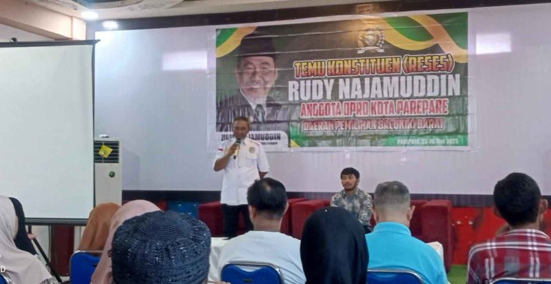 Anggota DPRD Kota Parepare, Sulawesi selatan, Rudy Najamuddin, menggelar kegiatan reses di Café Lagota, Sabtu, 24 Mei 2025