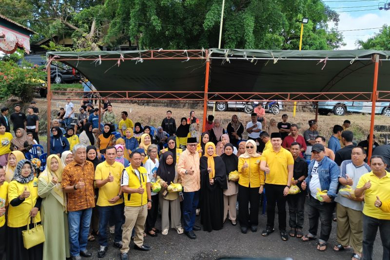 Pengurus Daerah (DPD) Partai Golkar Kota Parepare, Sulawesi selatan, menggelar pemotongan hewan kurban 
