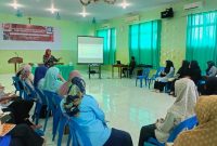 Antusias peserta mengikuti pelatihan penguatan konselor kepada puluhan guru BK se-kota Parepare, di Aula lantai 3 kampus Akademi Perawat (AKPER) Fatima kota Parepare