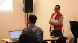 Amarun membawakan jurnal berjudul “The Effectiveness of Innovation-Based Multisectoral Collaboration in Accelerating Stunting Reduction in Indonesia: The Strategic Role of Local Governments.”