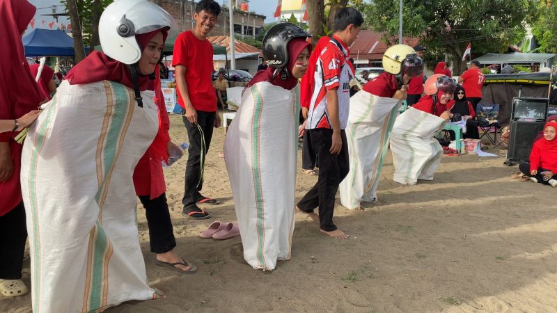 Suasana lomba yang dilakukan manajemen Klinik Mulia Medica