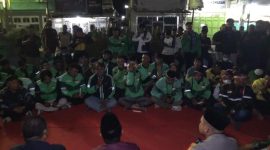 Suasana aksi damai komunitas Ojol di Mapolres Parepare