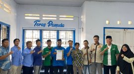 Foto bersama Bakal Calon (BALON) ketua DPD KNPI Parepare, Rasmin rajab, usai melakukan pendaftaran calon ketua