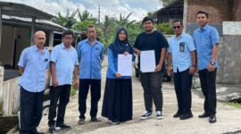 PAM Tirta Karajae Parepare menerima hibah jaringan sambungan rumah (SR) air bersih dari pengembang perumahan.