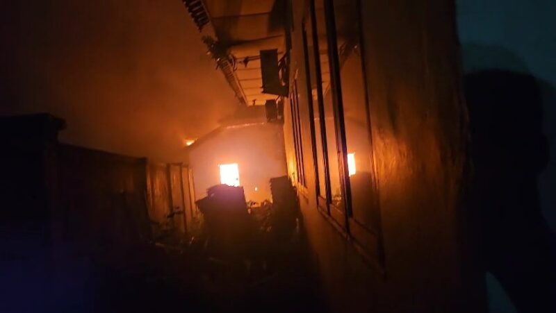 Kebakaran di gudang, Kantor Dinas Pemberdayaan Masyarakat Desa [PMD] Kabupaten Pinrang, 