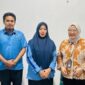 Plt Direktur PAM Tirta Karajae, Juhanna, bersama Account Manager Telkom Parepare, Ayu Nawang Sari dan tim Humas Yusran befoto bersama dalam rangka perpanjangan kontrak kerjasama dengan Telkom Indonesia