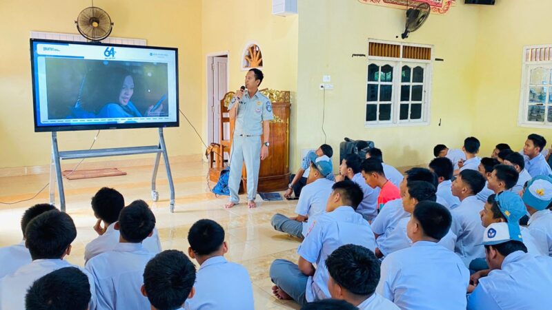 PT Jasa Raharja Cabang Parepare melaksanakan kegiatan Program Pengajar Peduli Keselamatan Lalu Lintas (PPKL) di UPT SMA Negeri 4 Pinrang, Kabupaten Pinrang, Sulawesi selatan. Selasa, 11 November 2025.