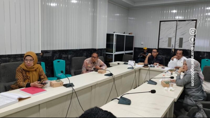 Suasana saat RDP komisi II DPRD Parepare terkait proyek pembangunan toilet sekolah yang menjadi sorotan di kota Parepare