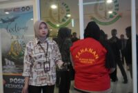 Terpidana Hasnani Binti Hartono alias Nani (38), mengenakan rompi orange bertuliskan tahanan Kejar Parpare berhasil ditangkap 