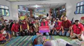 Telkomsel menyalurkan bantuan CSR berupa sembako dan air bersih bagi lebih dari 400 KK pengungsi di Aceh Singkil dan +1200 KK di posko tanggap bencana wilayah Pidie Jaya. Selain itu, Telkomsel juga menghadirkan bantuan dapur umum untuk masyarakat terdampak di Sibolga, serta bantuan sembako dan air bersih untuk masyarakat terdampak bencana di Sipirok, Tapanuli Selatan, Agam, Tanah Datar, Pasaman Barat dan beberapa titik lainnya di wilayah Provinsi Sumut, Aceh serta Sumbar melalui posko kemanusiaan setempat.