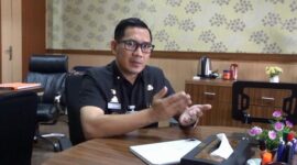 Sekretaris Daerah, Amarun Agung Hamka, memberikan klarifikasi terkait polemik pembangunan toilet baru di 21 sekolah tingkat SD dan SMP