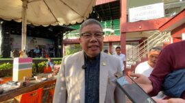 Anggota Komisi II DPR RI, Taufan Pawe saat diwawancarai