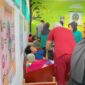 Suasana khitanan massal yang dilakukan KP Asmaul Husna