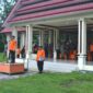 Wali Kota Parepare, H. Tasming Hamid saat memimpin apel Kesiapsiagaan Menghadapi Bencana Hidrometeorologi Tahun 2025 yang berlangsung di Lapangan Balai Kota, Kelurahan Bumi Harapan, Kecamatan Bacukiki Barat, Kota Parepare. 