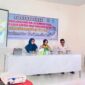 Kepala Cabang Jasa Raharja, Ibu Almaida Djumed saat memberikan materi dalam kegiatan sosialisasi Undang-Undang Nomor 22 Tahun 2009 tentang Lalu Lintas dan Angkutan Jalan (UU LLAJ) yang dilaksanakan di Kelurahan Galung Maloang, Kota Parepare, Sulawesi selatan