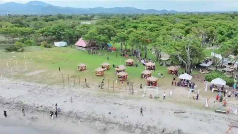 Suasana pantai wisata Alfath Stira Paradise