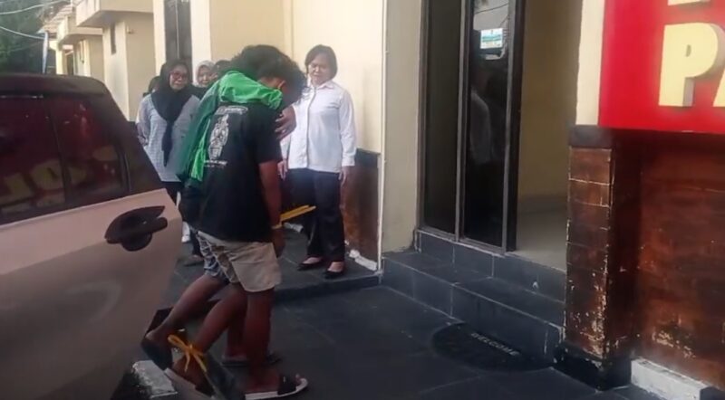 Pelaku bawa kabur remaja putri digelandang di Mapolres Parepare