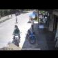 Tangkapan layar rekaman CCTV saat terjadi detik-detik kecelakaan
