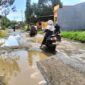 Kondisi jalan di perkampungan Tegal kota Parepare, yang semakin parah